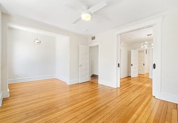3rd image of 114 Shippen St #2