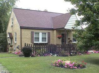 711 W Nassau St, East Canton, OH 44730