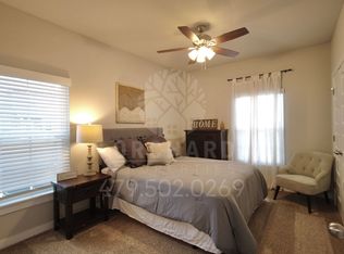 1900 E Brookview Dr #102, Siloam Springs, AR 72761