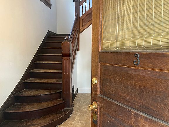 Front door Entrance