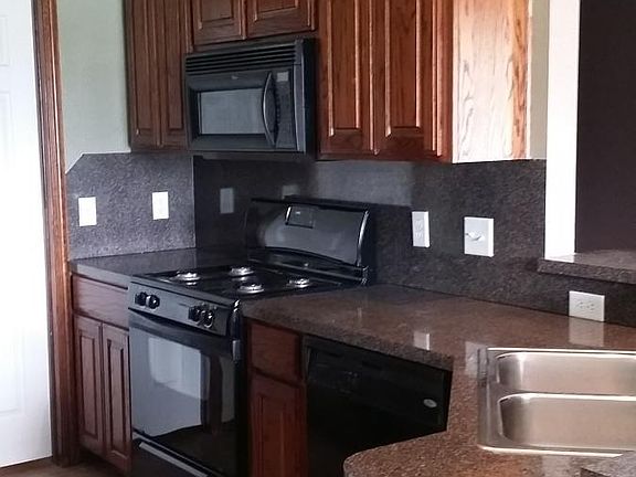 Kitchen stove & sink