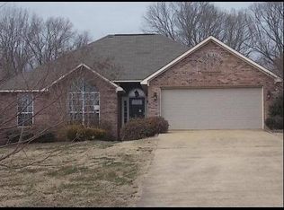 875 Mallard Lake Dr, Baldwyn, MS 38824