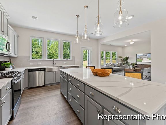 2nd image of 151 Stonewater Dr #10