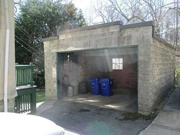 2nd image of 111 Sumner Rd