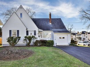 20 Stokes St, Freehold, NJ 07728