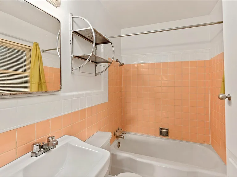 206 George Bush Dr E — Photo 9