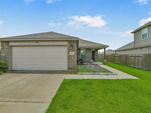8611 Conquest Cir, Texas City, TX 77591
