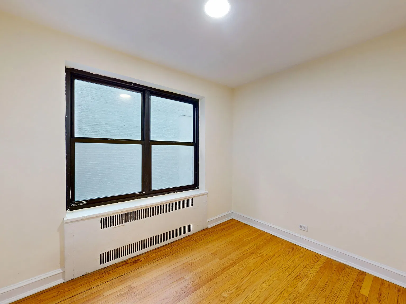 246 East 46th Street — Photo 4