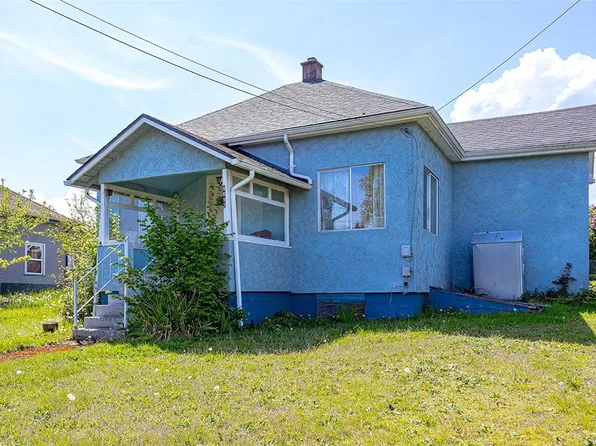 9892 Maple St, North Cowichan, BC V0R 1K1