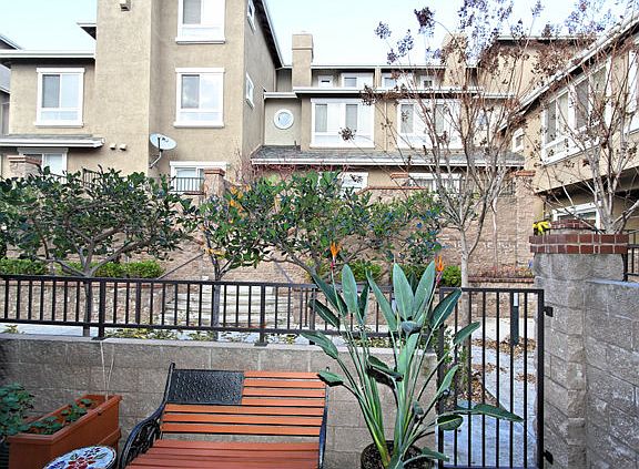 2nd image of 559 Marble Arch Ave