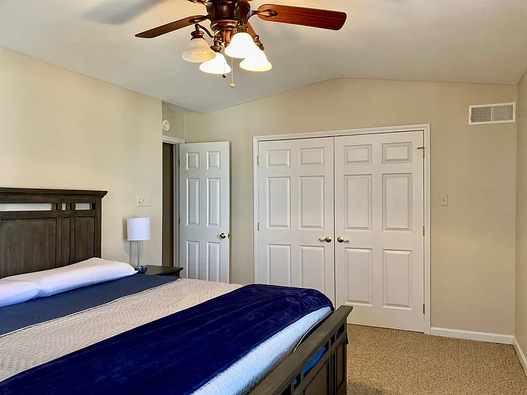 833 Main St #B — Photo 19