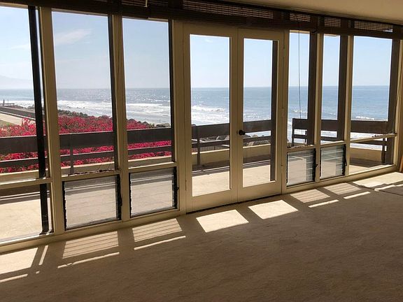 2nd image of 1329 Plaza De Pacifica