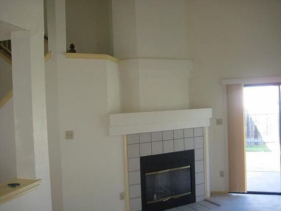 4th image of 12309 Yarmont Way