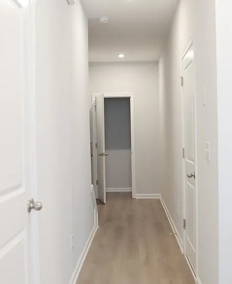 483 Crown Dr — Photo 11