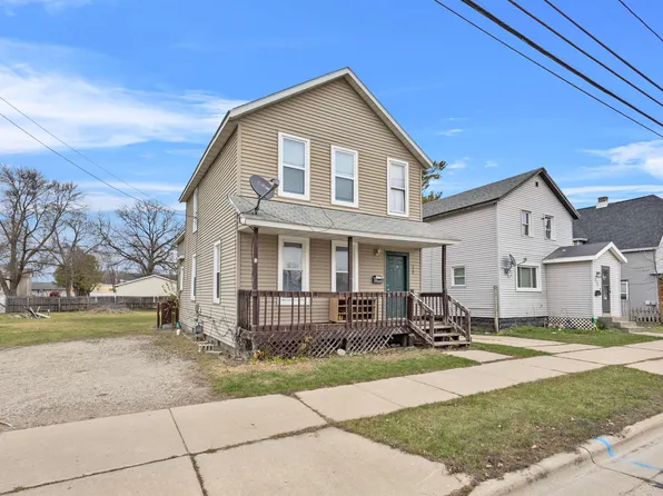329 Pecor St, Oconto, WI 54153