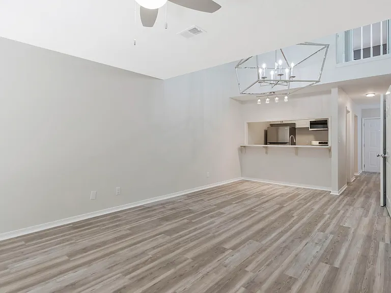 4221 Brookside Dr — Photo 7