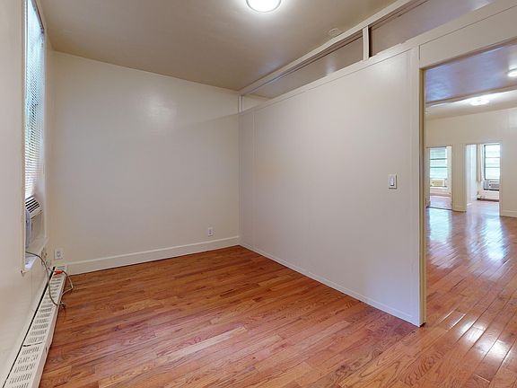 2nd image of 148 W 49th St #11