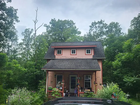 982 Springbranch Trl, Stanardsville, VA 22973
