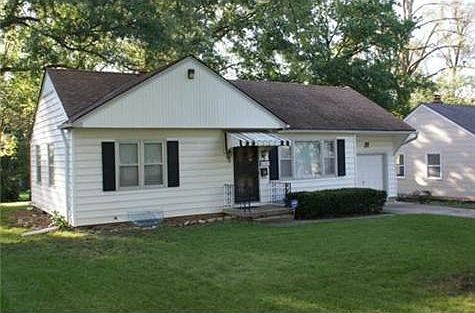 2nd image of 8156 Belleview Ave