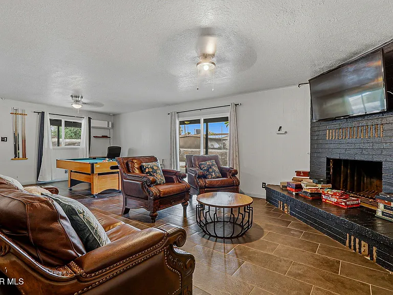 5912 Delta Dr — Photo 11