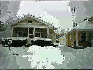 334 Sheldon St photo 1