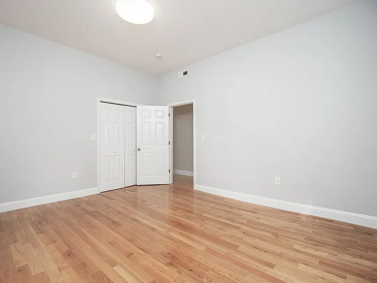 45 Crawford St #1 — Photo 9