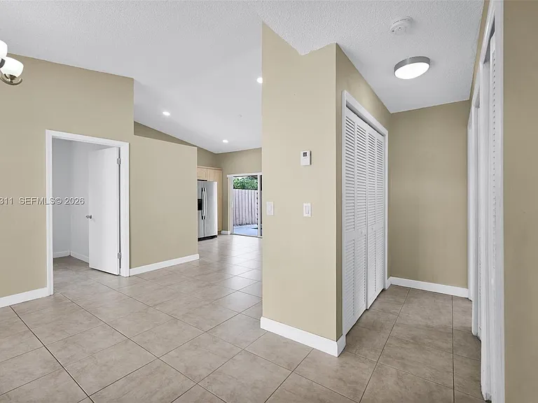 4471 SW 138th Ct — Photo 3