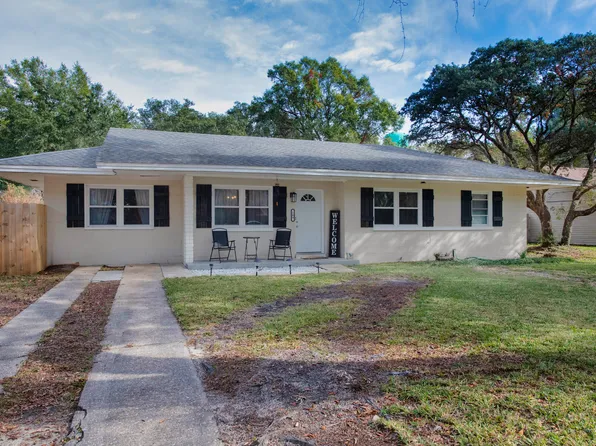 109 Merle Cir, Fort Walton Beach, FL 32547