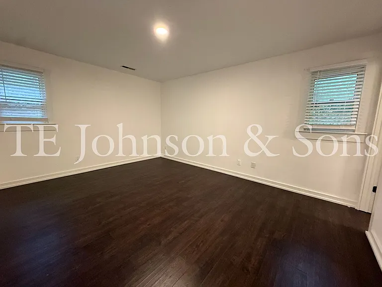 4309 Walnut Hollow Dr — Photo 16