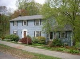 39 Carter Dr, Framingham, MA 01701