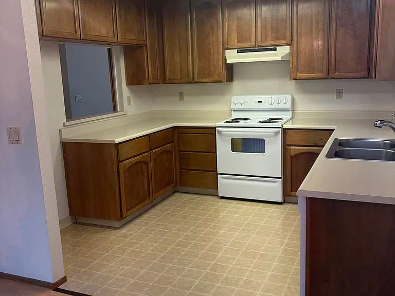 4509 Wrenford Way — Photo 7