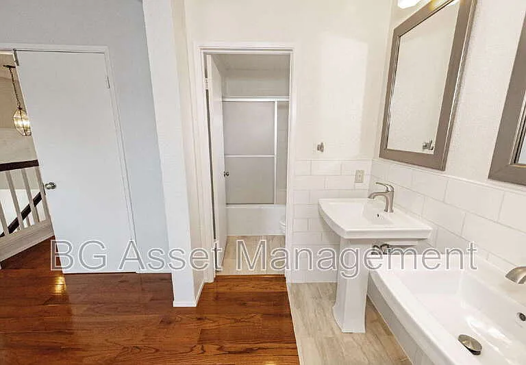 2726 Garrity Ct — Photo 18