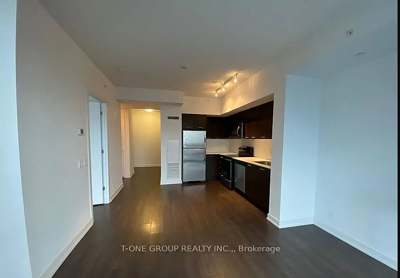 2 bed, $2,450 — Photo 3