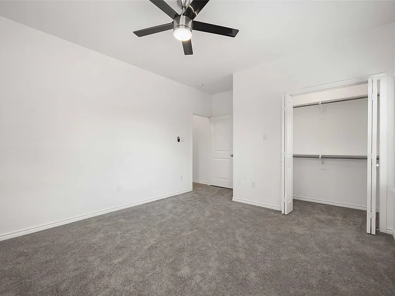 4406 Sterling St #B — Photo 29