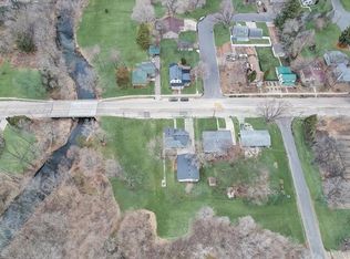 113 State St, Mazomanie, WI 53560