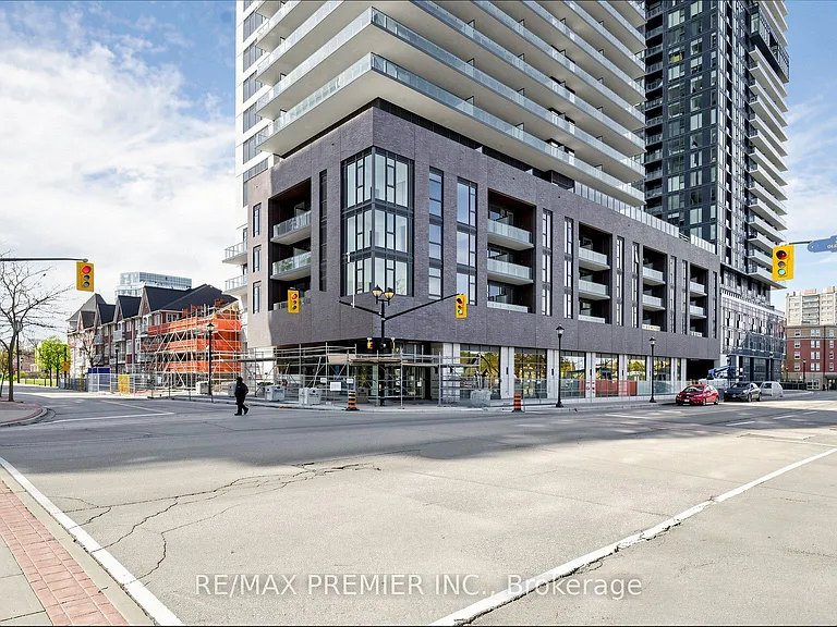 2075 Lakeshore Rd #2001 — Photo 1
