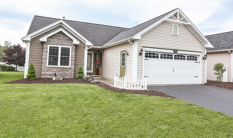 1st image of 147 Stewart Pl