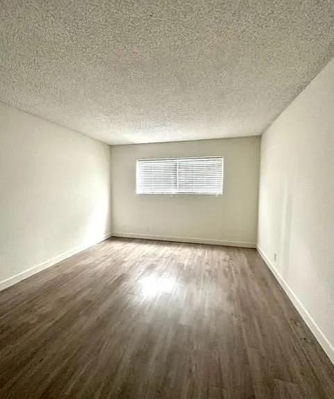 7522 Amazon Dr #4 — Photo 9