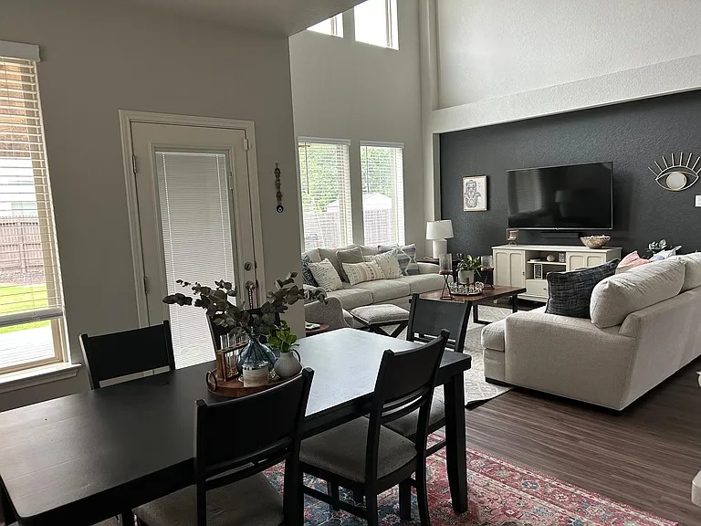 13312 Romulus Way — Photo 7