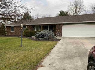 8513 Multirose Ln, Leo, IN 46765