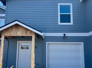 233 Dano Dr #1, Phoenix, OR 97535
