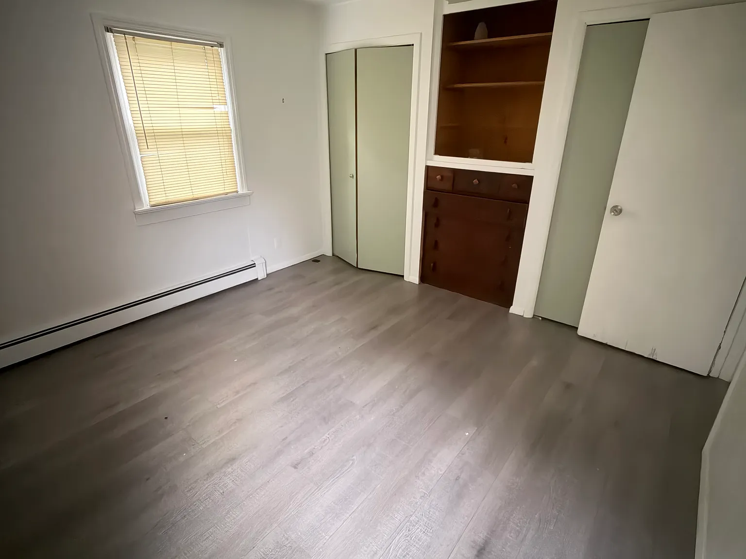 4 bed, 1416 sqft, $5,000 — Photo 1