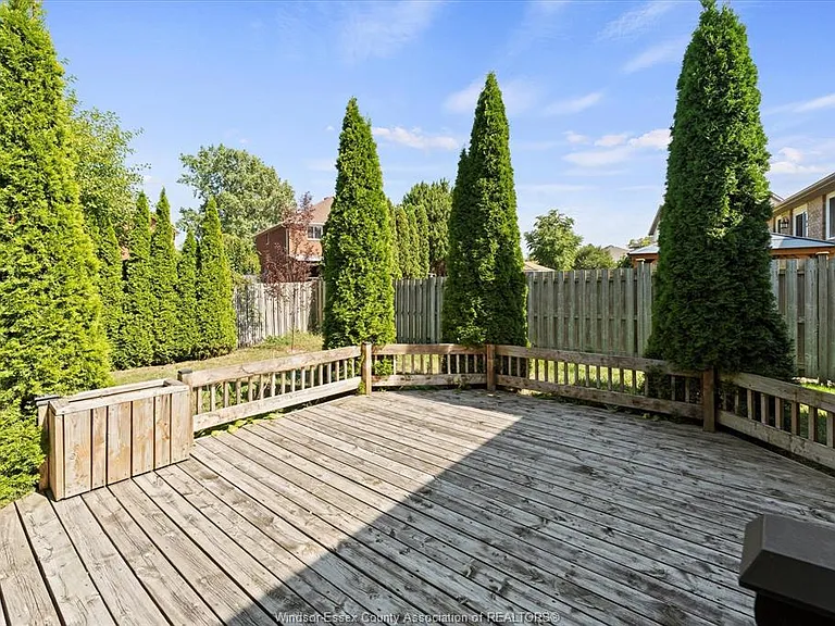 3316 Kenilworth Dr — Photo 32