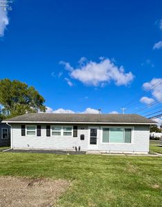 1704 Oak Ln, Fremont, OH, 43420