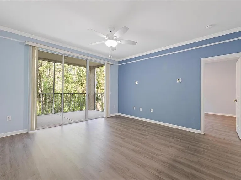 17110 Carrington Park Dr #832 — Photo 3