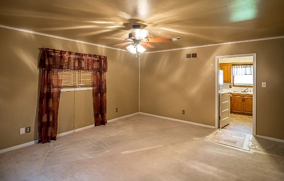 5th image of 4480 Lakeshore Dr