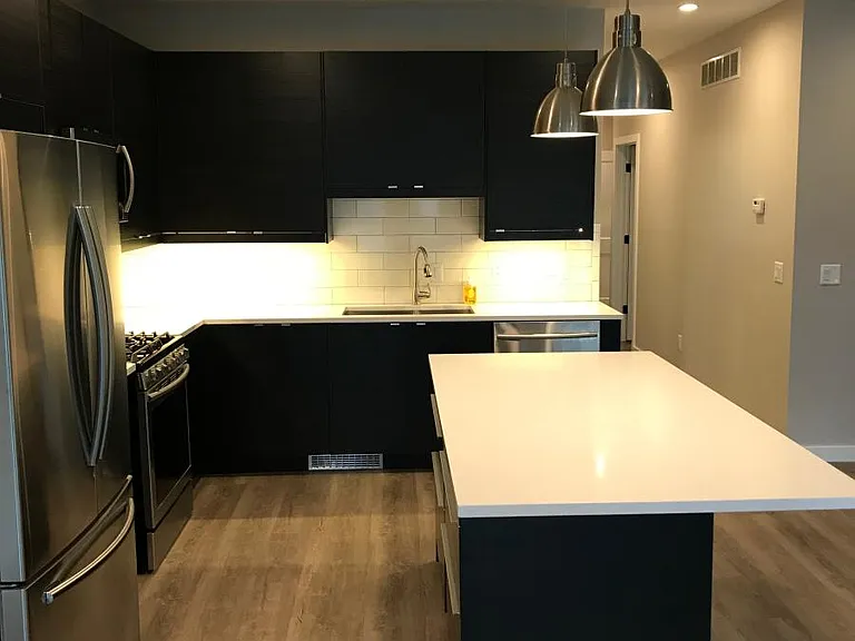 445 E Breckenridge St #1 — Photo 5