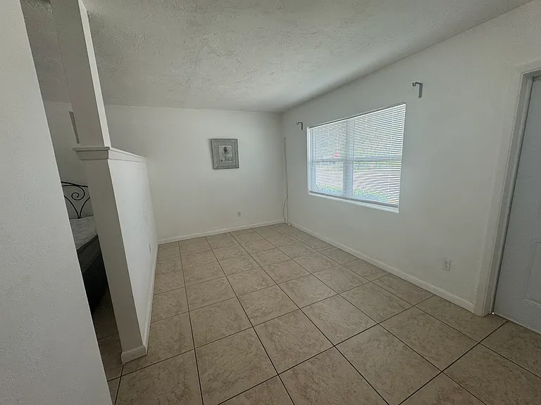 69 W Bay St #104 — Photo 5
