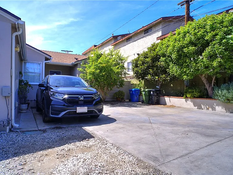 8163 Willis Ave — Photo 34