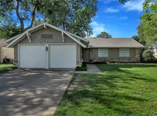 2618 Chevy Chase Dr, Irving, TX 75062